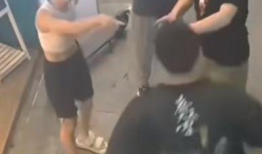 摸屁股视频,揭秘摸屁股视频的传播与影响