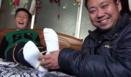 挠痒痒的视频,轻松愉悦的欢乐时光