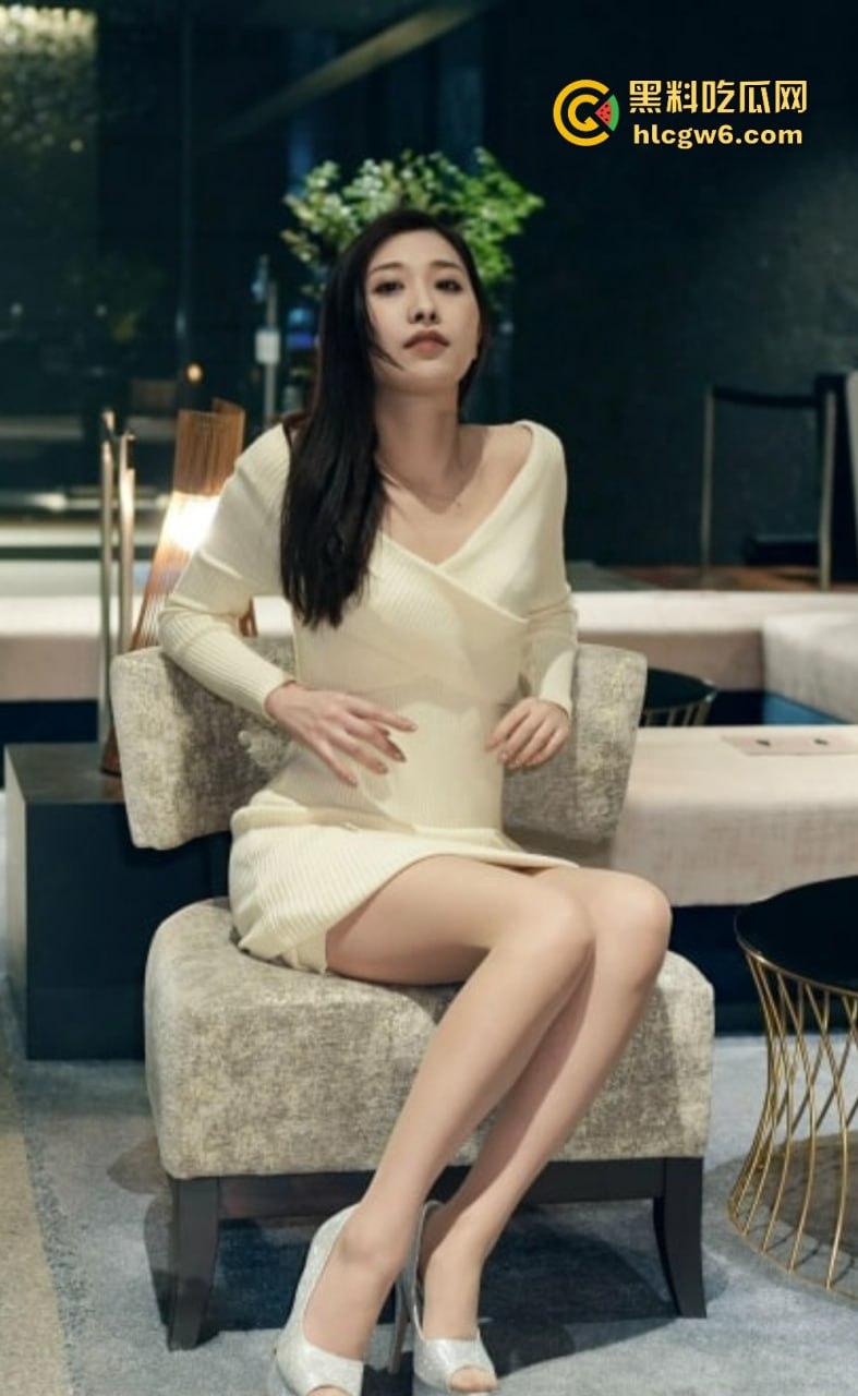 OnlyFans素人骚人妻【Mariwam】反差爆棚，高颜值女神沉沦精液，颜射吞精花式猎奇，骚得脏到极致！-3